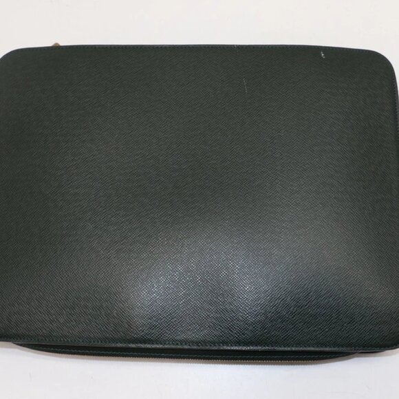 Louis Vuitton Sui Taiga Green Epicea Leather Canvas Bag - Picture 5 of 14